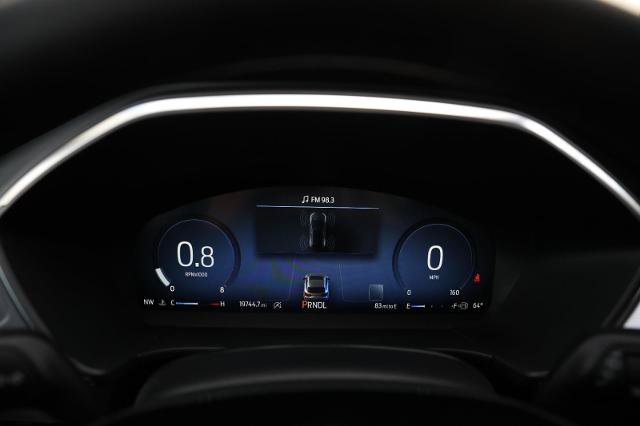 Certified 2025 Ford Escape Platinum AWD/4WD image 34