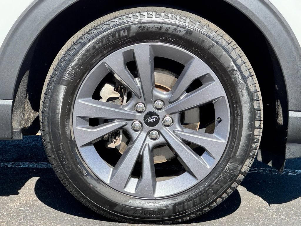 Certified 2023 Ford Explorer XLT w/ Equipment Group 202A AWD/4WD image 53