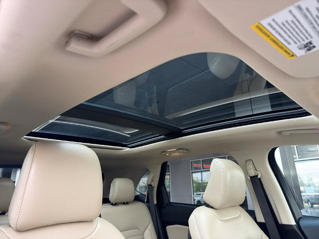 Certified 2024 Ford Edge SEL w/ Convenience Package AWD/4WD image 10