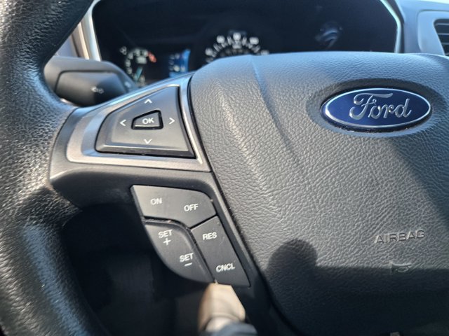 Certified 2017 Ford Fusion SE w/ Fusion SE Technology Package FWD image 20