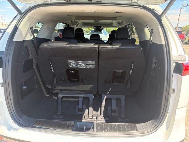 Used 2024 Kia Carnival SX Prestige FWD image 8