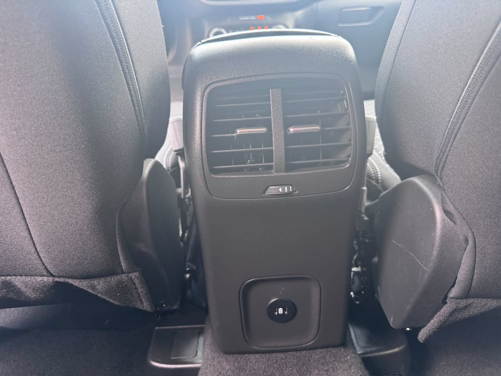 Certified 2025 Ford Escape Active AWD/4WD image 27