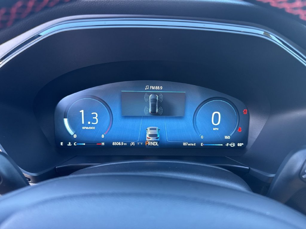 Certified 2024 Ford Escape ST-Line Elite AWD/4WD image 18