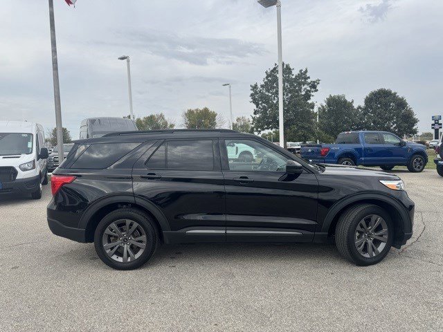 Certified 2023 Ford Explorer XLT w/ Equipment Group 202A image 6