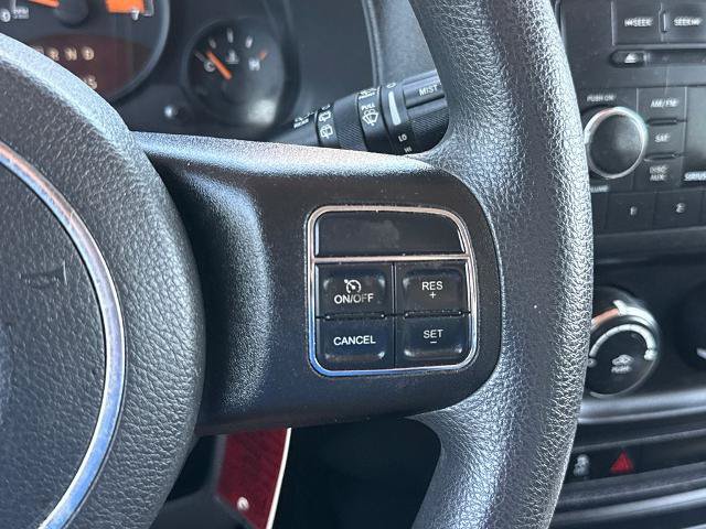 Used 2017 Jeep Patriot Sport FWD image 19