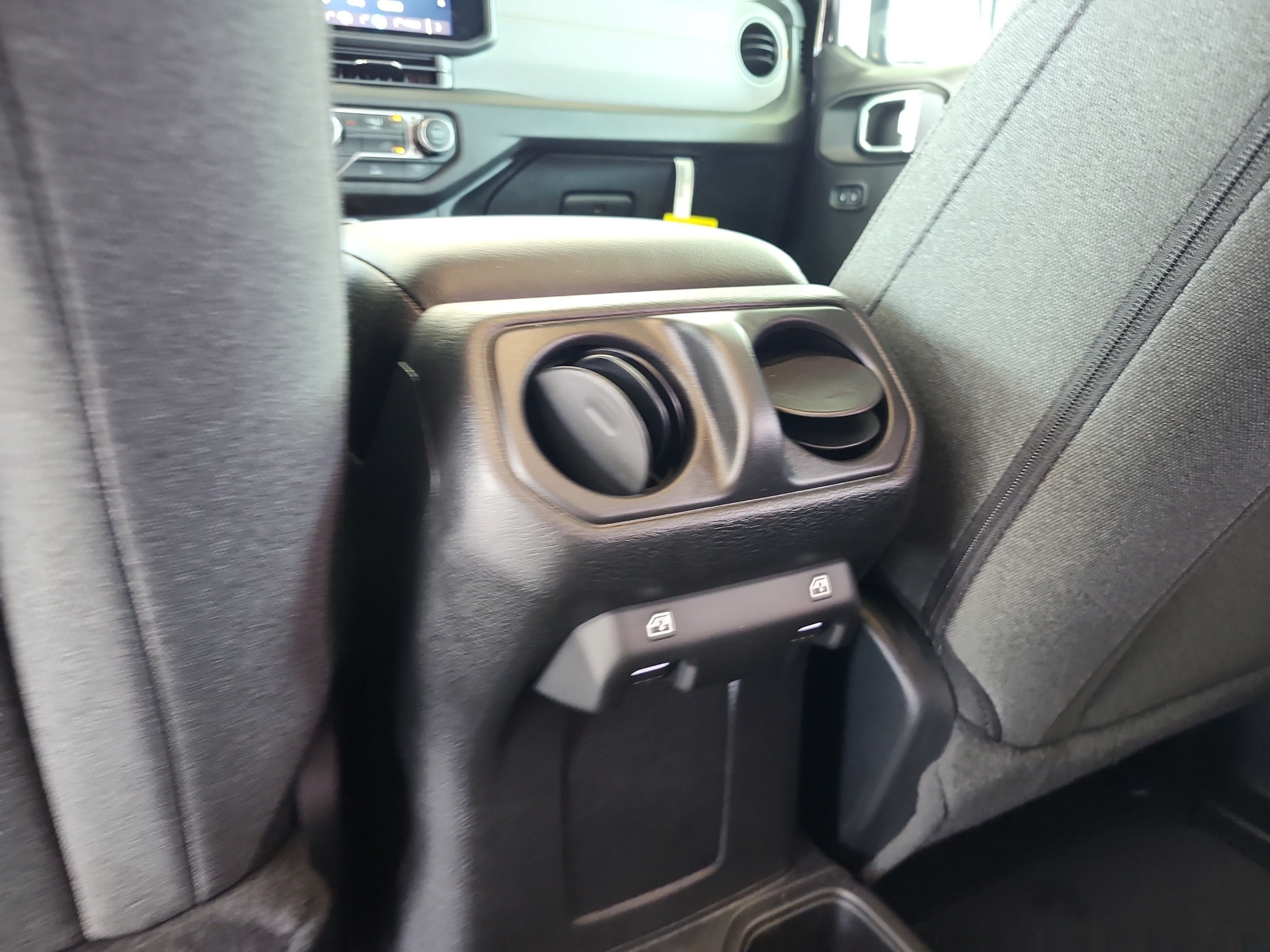 Used 2026 Jeep Wrangler Unlimited Sport AWD/4WD image 18