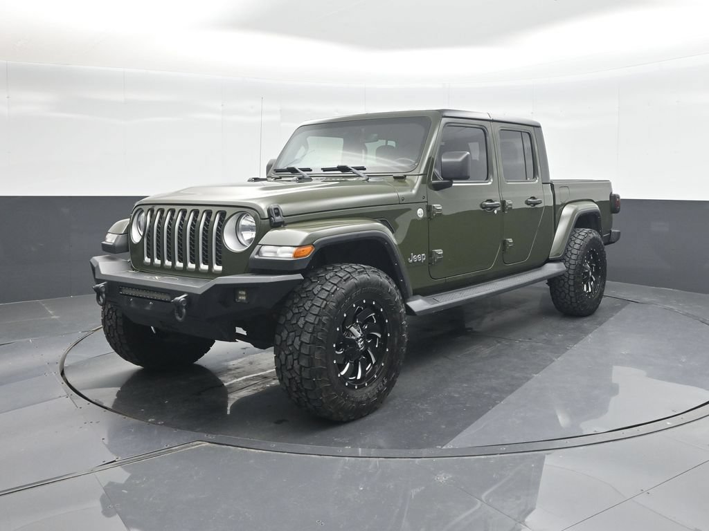 Used 2022 Jeep Gladiator Overland w/ Popular Equipment Package AWD/4WD image 1