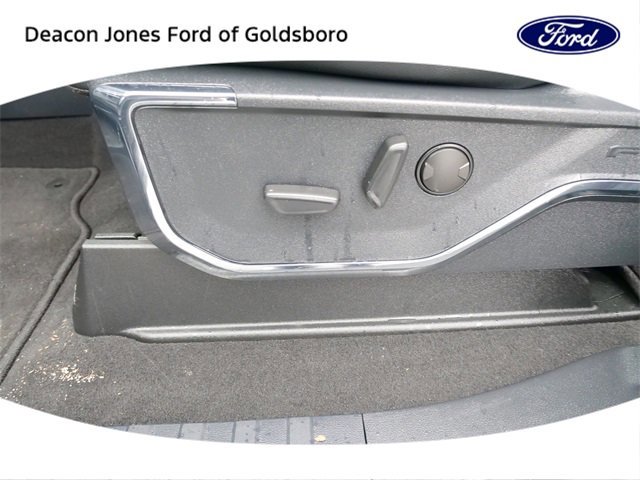 Certified 2023 Ford F250 Lariat w/ Sport Appearance Package image 14