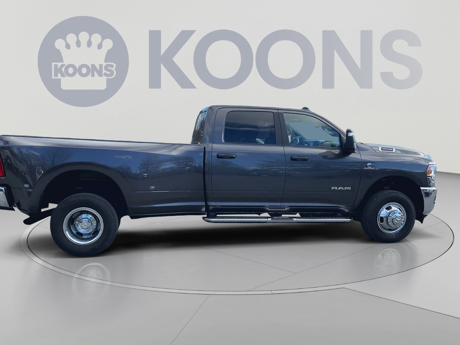 Used 2023 RAM 3500 Big Horn w/ Level 1 Equipment Group AWD/4WD image 2