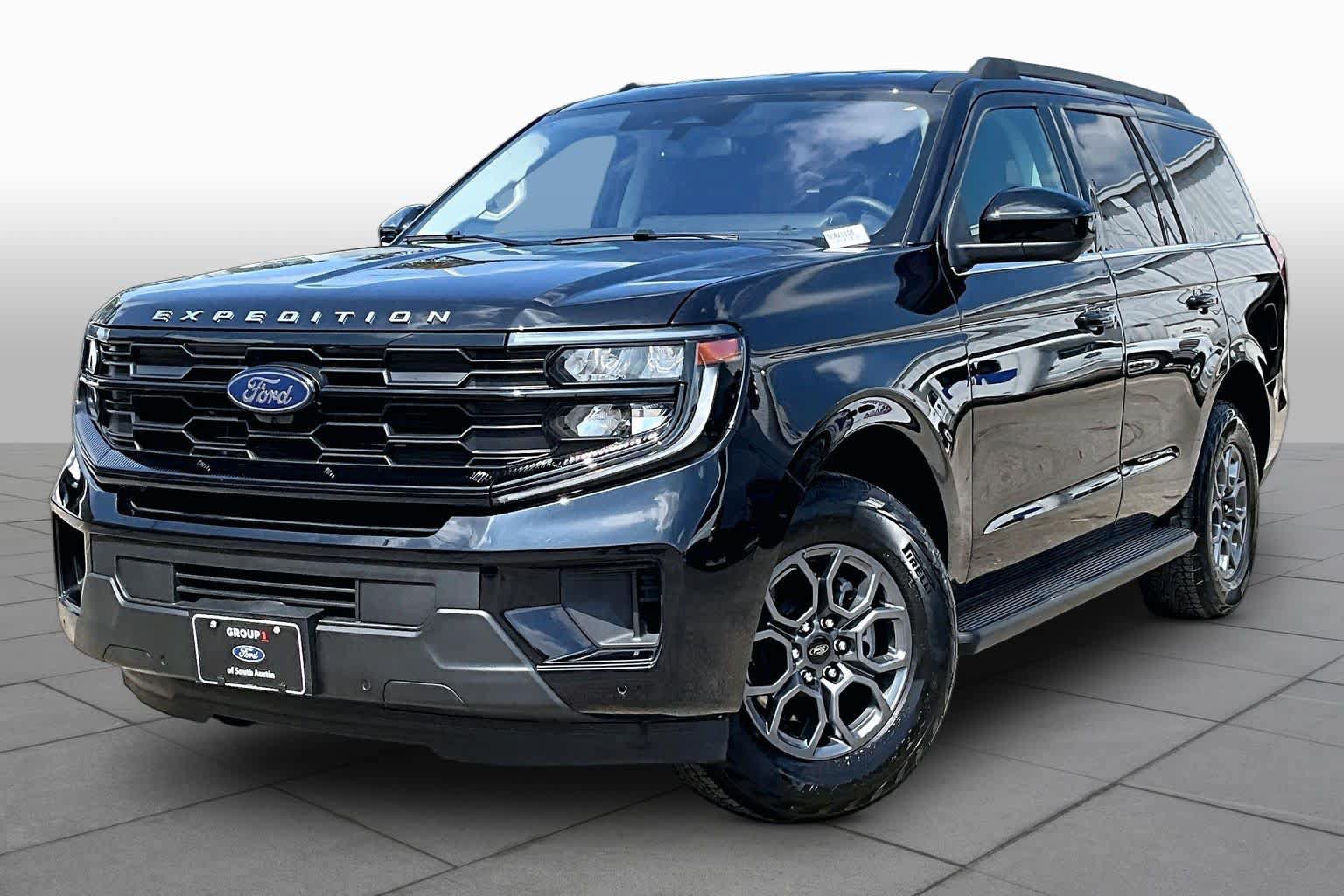 Certified 2025 Ford Expedition Active RWD image 39