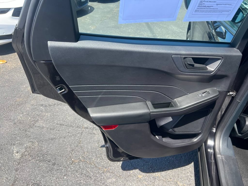 Certified 2022 Ford Escape S AWD/4WD image 14