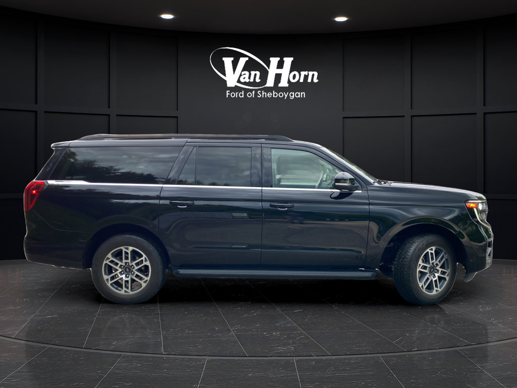 Certified 2025 Ford Expedition Max Active AWD/4WD image 2