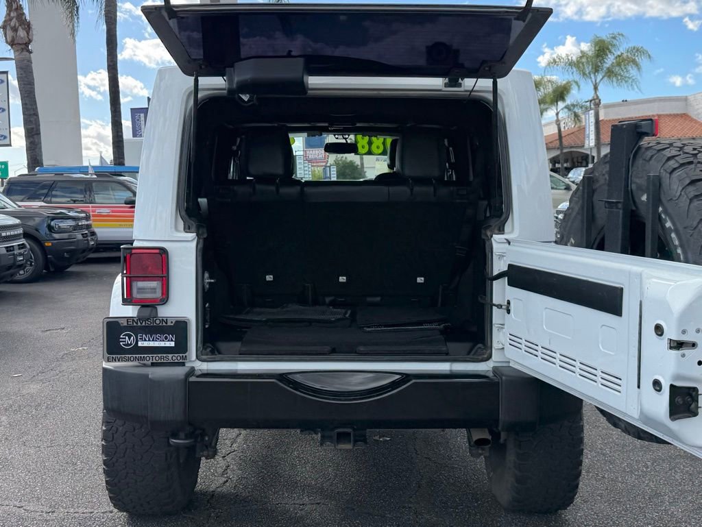 Used 2018 Jeep Wrangler Unlimited Sahara image 13