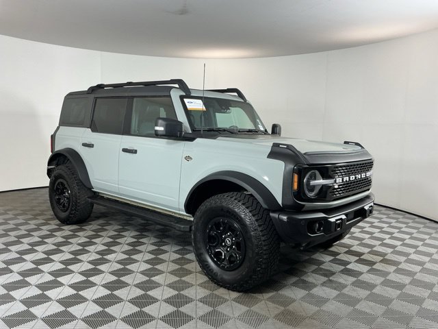 Certified 2023 Ford Bronco Wildtrak AWD/4WD image 3
