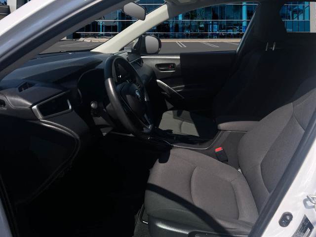Used 2022 Toyota Corolla Cross LE w/ Moonroof Package FWD image 10