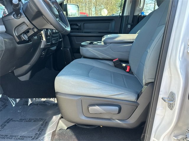 Used 2019 RAM 1500 Express w/ Express Value Package image 9