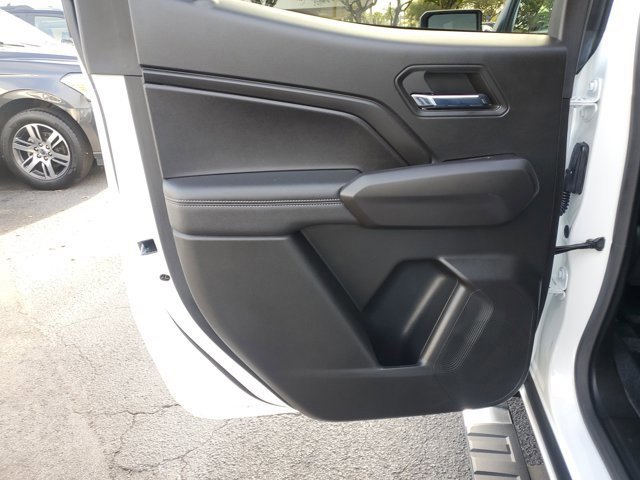 Used 2023 Chevrolet Colorado LT w/ LT Convenience Package image 12