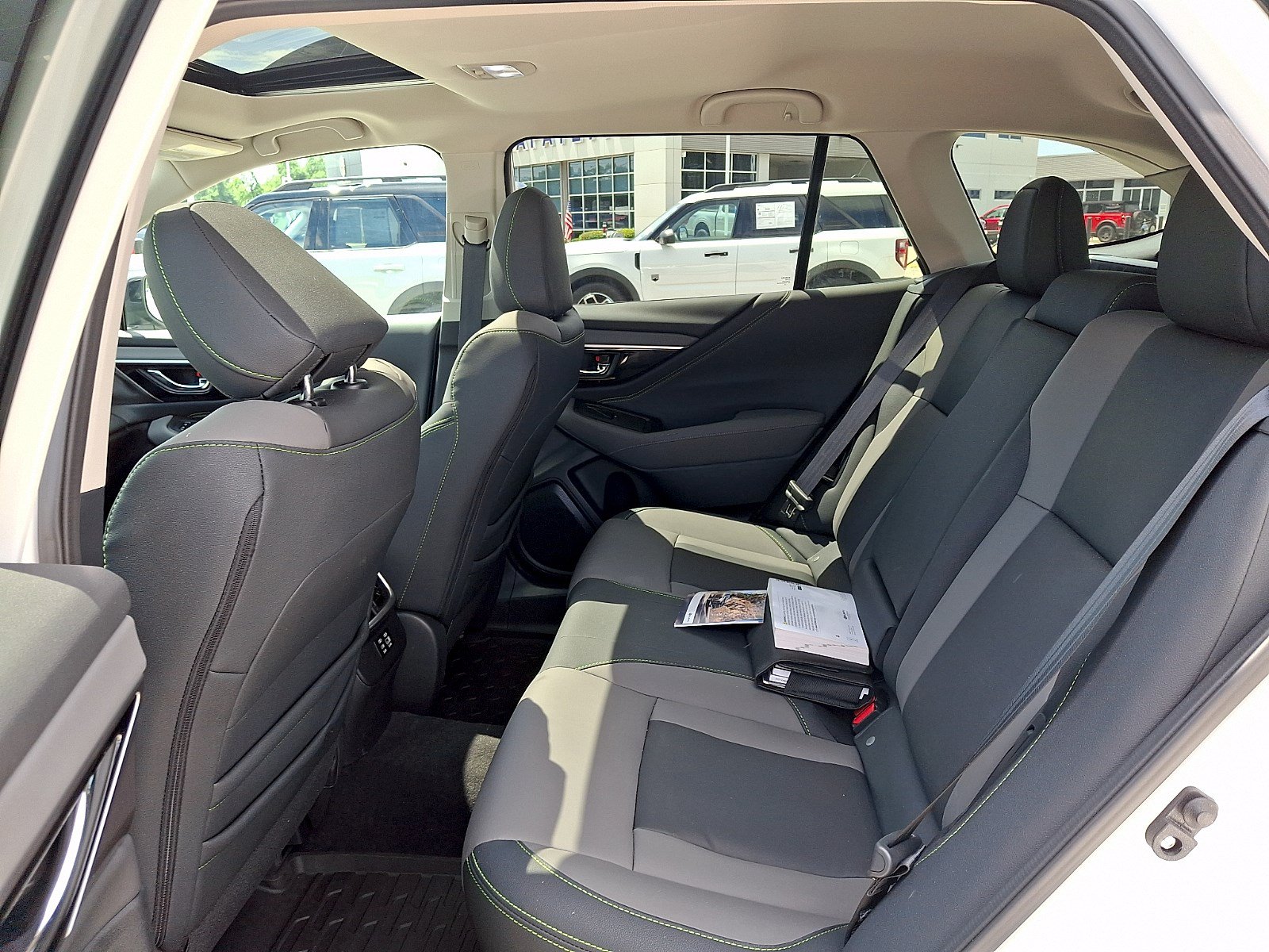 Used 2024 Subaru Outback Onyx Edition AWD/4WD image 9
