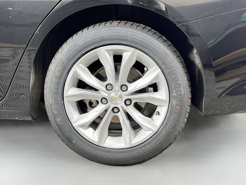 Used 2023 Chevrolet Malibu LT FWD image 35