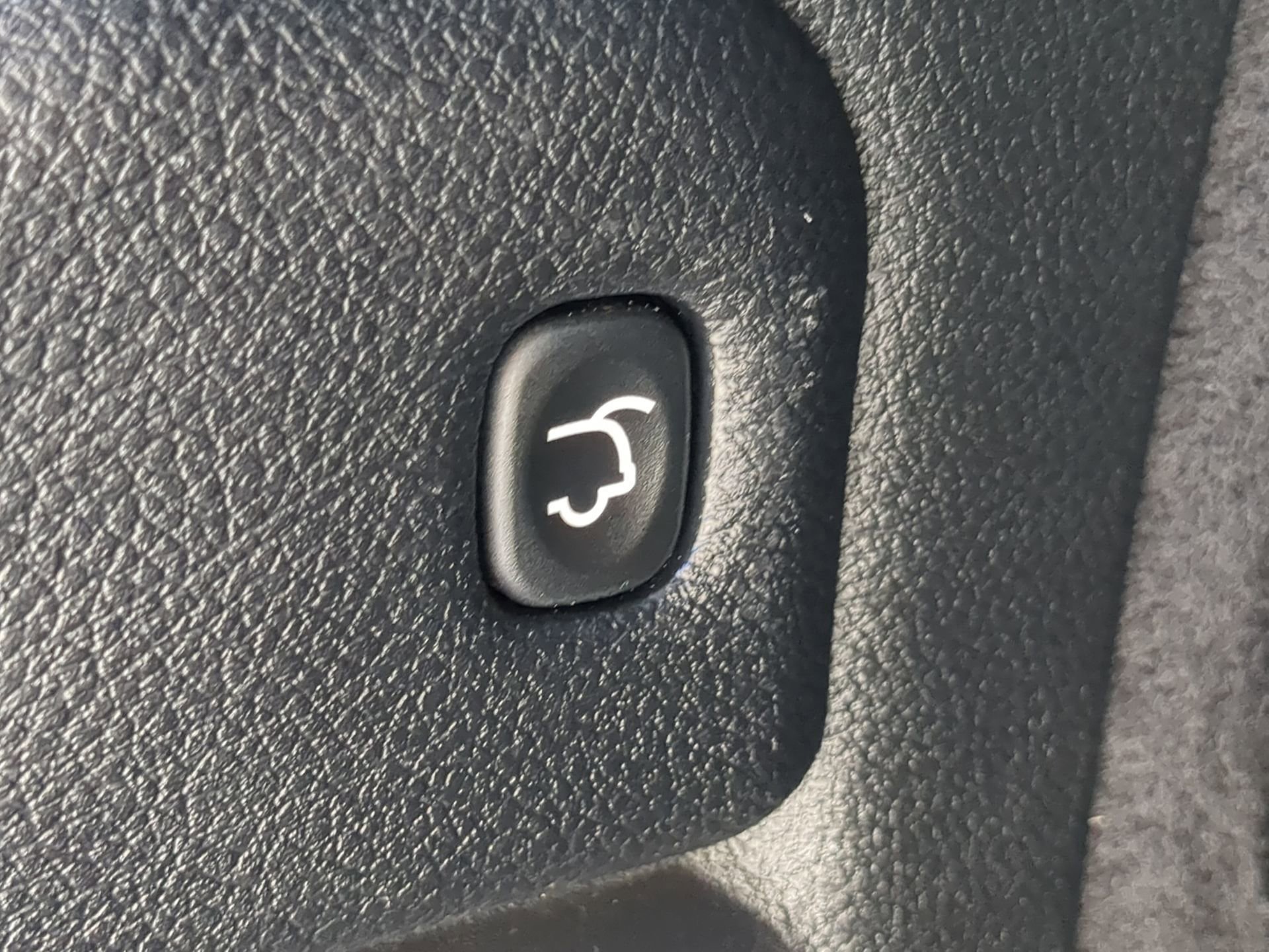 Used 2021 Dodge Durango GT image 39