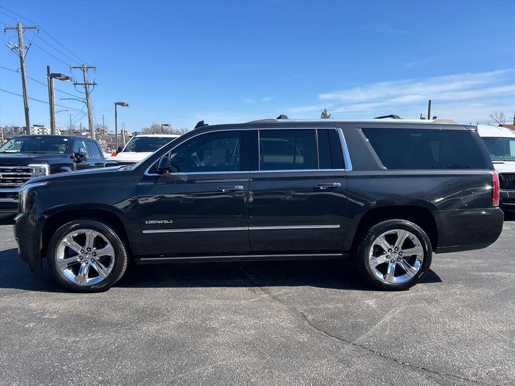 Used 2020 GMC Yukon XL Denali w/ Denali Ultimate Package image 4