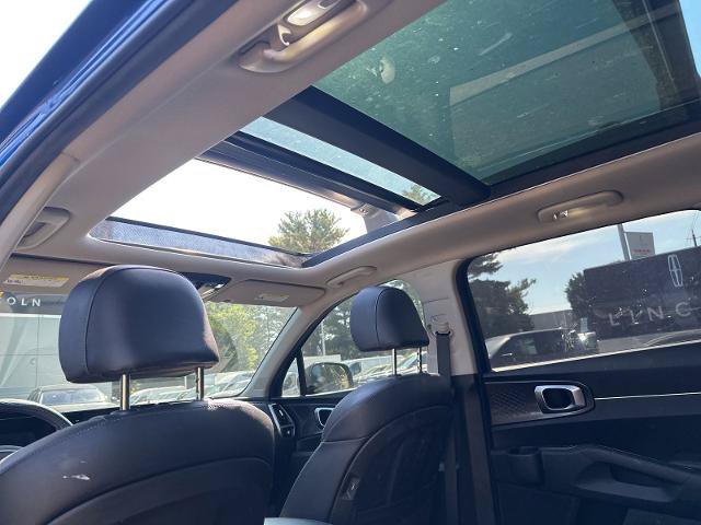 Used 2023 Kia Sorento S w/ Panoramic Sunroof Package FWD image 8