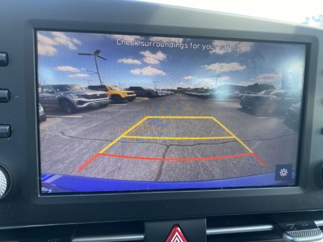 Used 2023 Hyundai Elantra SEL FWD image 24