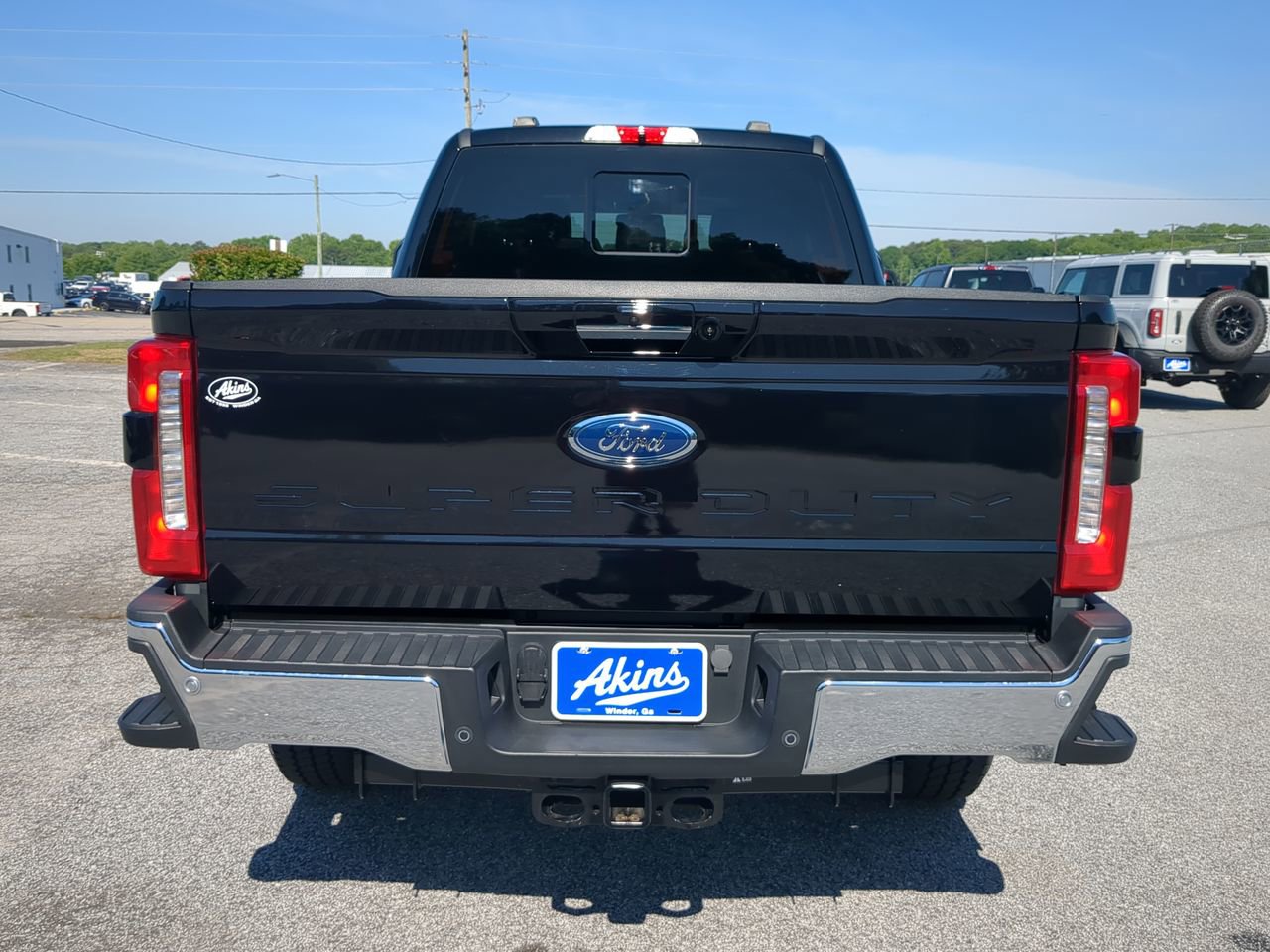 Certified 2024 Ford F350 Lariat w/ Lariat Ultimate Package AWD/4WD image 4