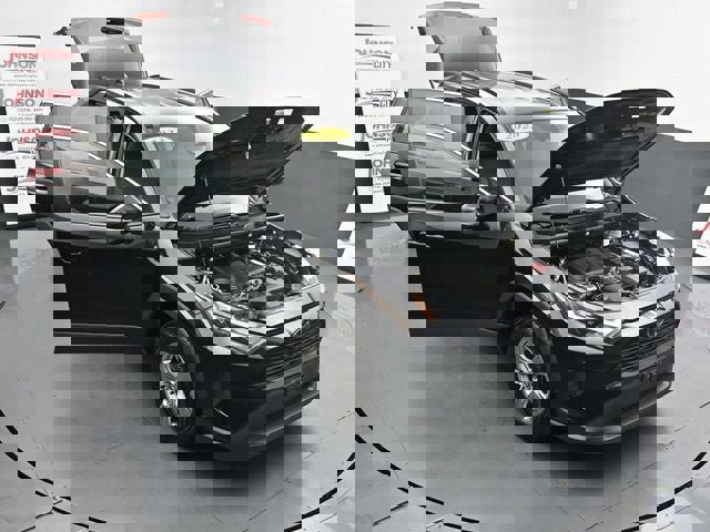 Used 2023 Toyota RAV4 XLE AWD/4WD image 43