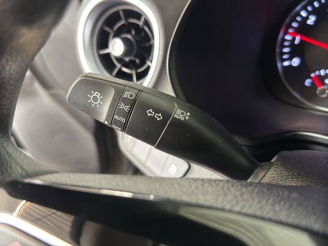 Used 2024 Kia Forte LXS FWD image 17