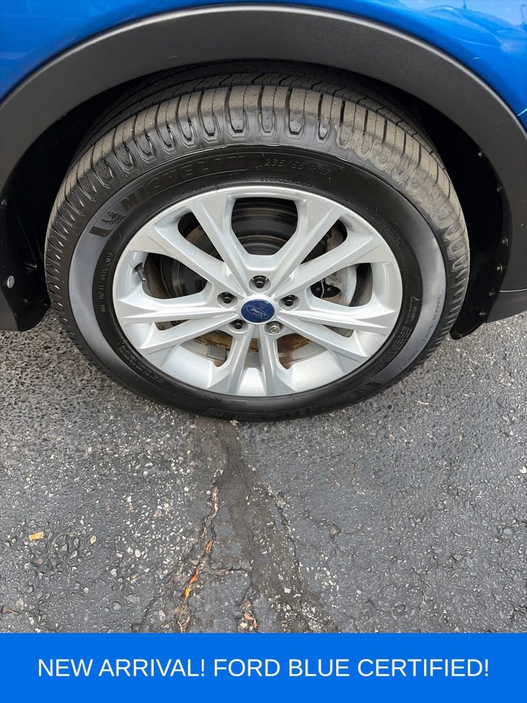 Certified 2017 Ford Escape SE w/ SE Leather Comfort Package FWD image 8