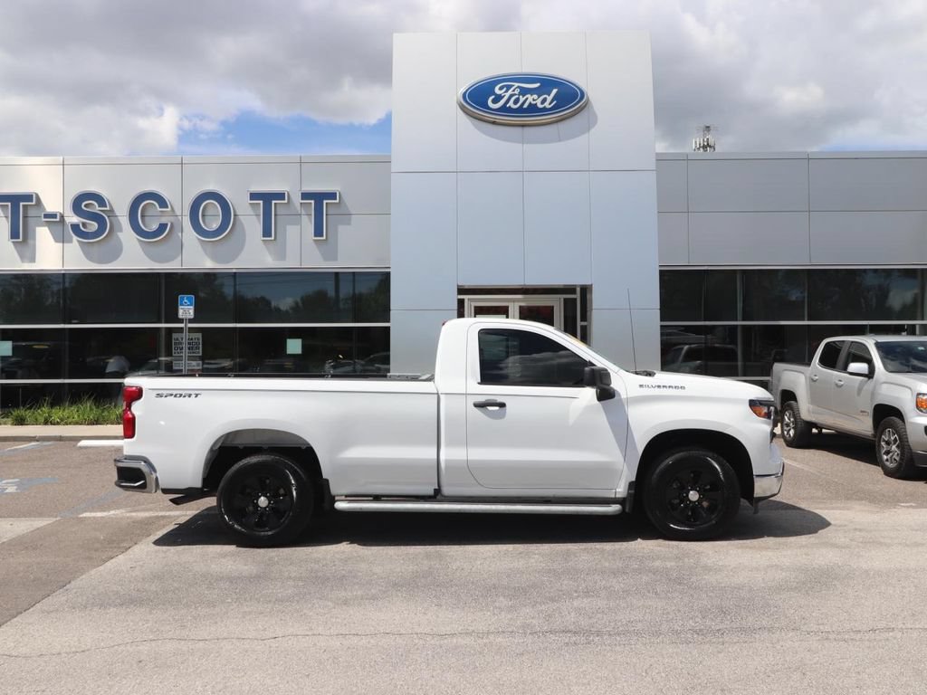 Used 2025 Chevrolet Silverado 1500 W/T RWD image 15