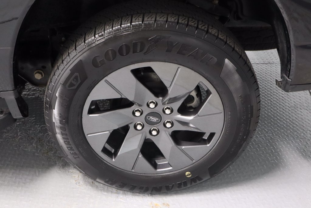 Certified 2024 Ford F150 Lightning Flash AWD/4WD image 21