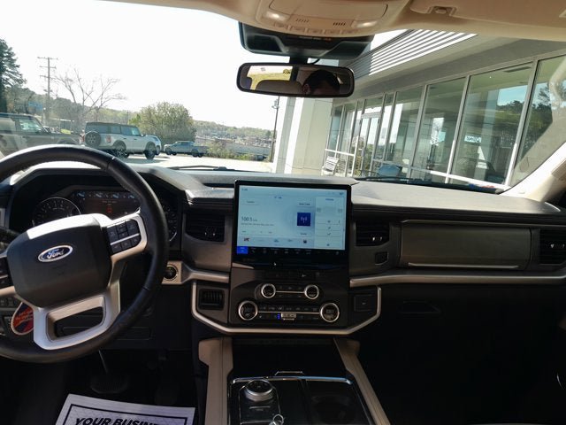 Certified 2022 Ford Expedition XLT RWD image 14