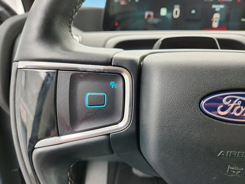 Certified 2025 Ford Expedition Max Platinum image 25