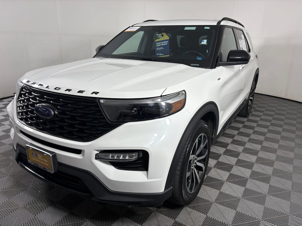 Certified 2023 Ford Explorer ST-Line w/ Class IV Trailer Tow Package AWD/4WD image 3