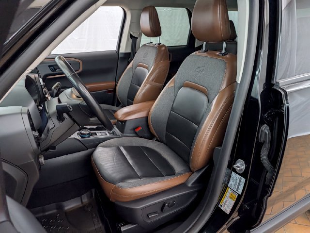 Certified 2023 Ford Bronco Sport Outer Banks w/ Tech Package AWD/4WD image 13