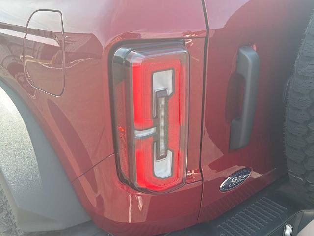 Certified 2025 Ford Bronco Badlands w/ Sasquatch Package AWD/4WD image 33