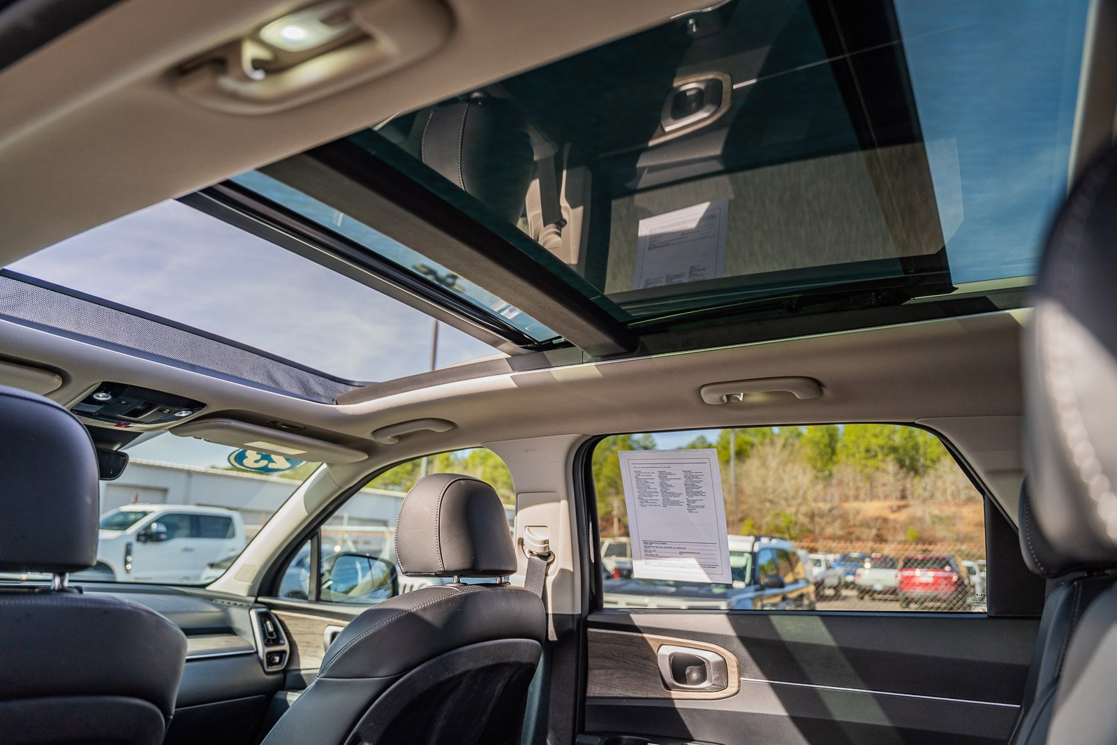 Used 2023 Kia Sorento X-Line EX image 28