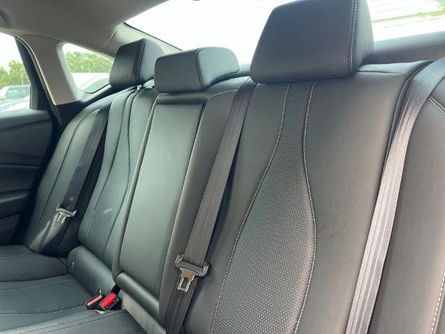 Used 2022 Acura TLX w/ Technology Package FWD image 11