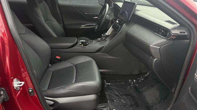 Used 2023 Toyota Venza XLE AWD/4WD image 22