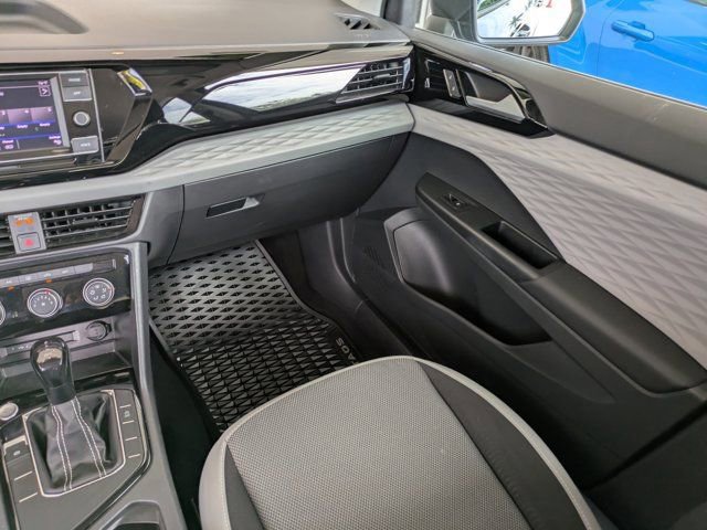 Used 2023 Volkswagen Taos S image 14