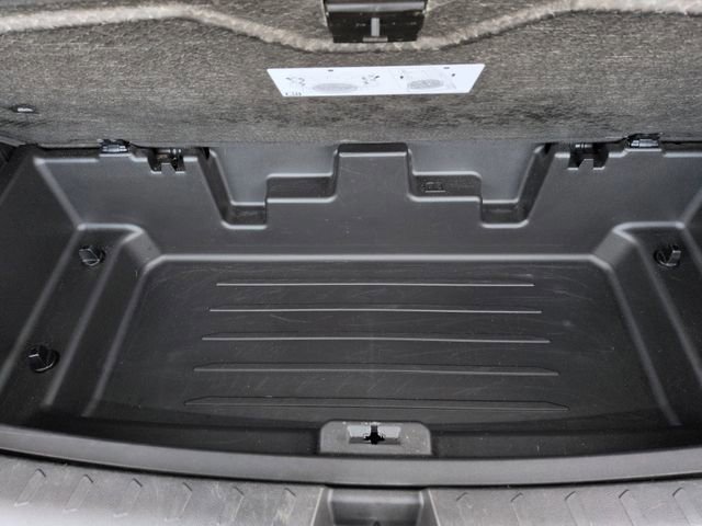 Used 2021 Chevrolet Traverse LT image 50