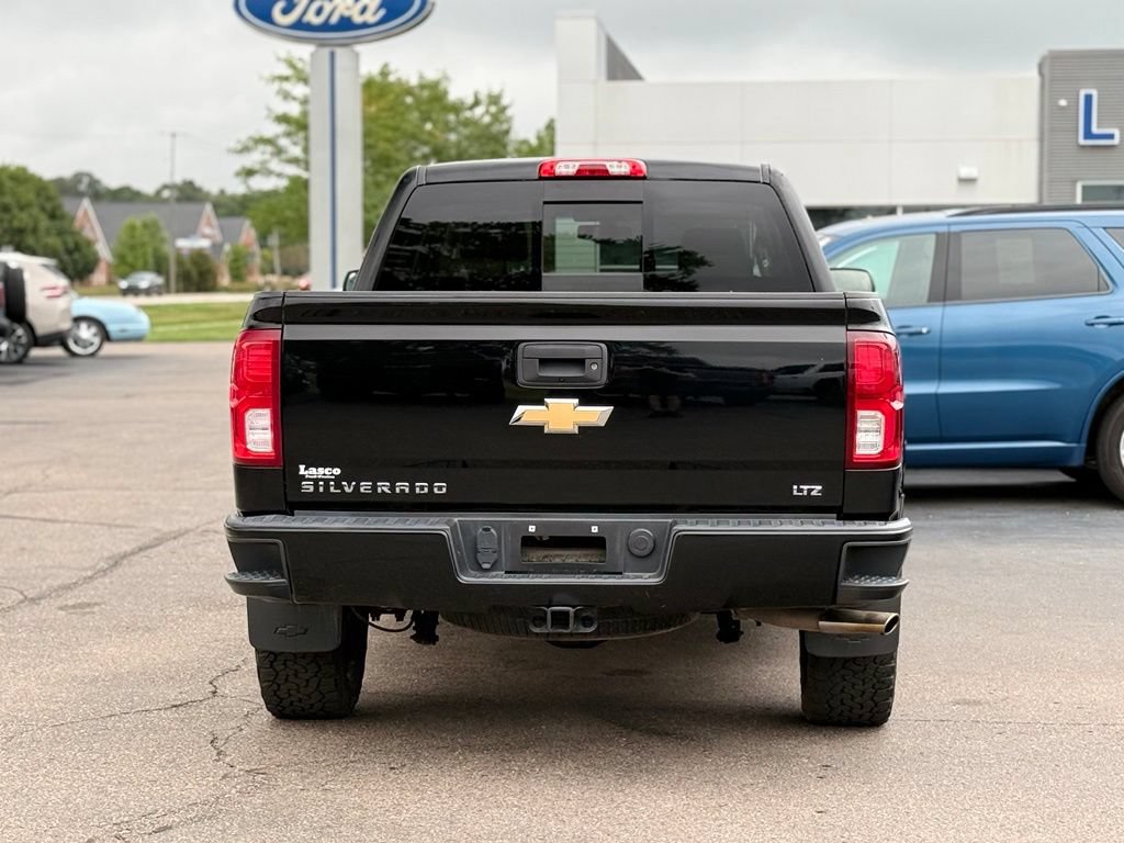 Used 2018 Chevrolet Silverado 1500 LTZ Z71 AWD/4WD image 30
