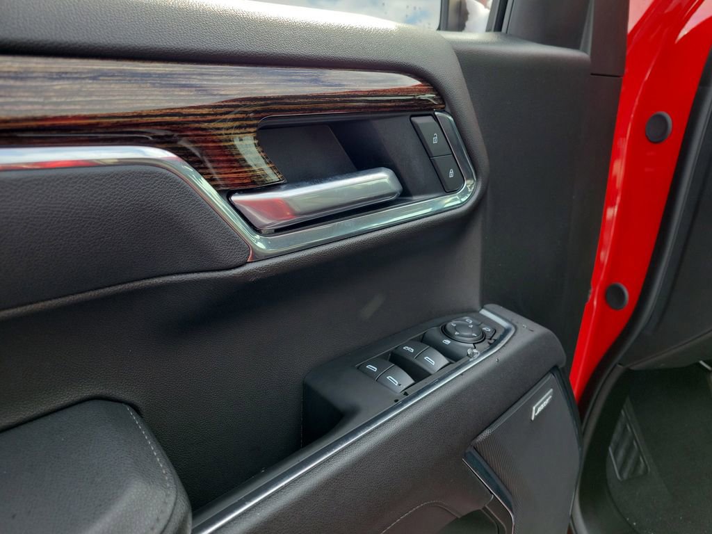 Used 2025 GMC Sierra 1500 Elevation w/ Preferred Package image 19