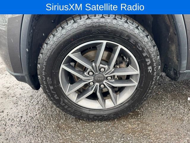 Used 2020 Jeep Grand Cherokee Limited image 11