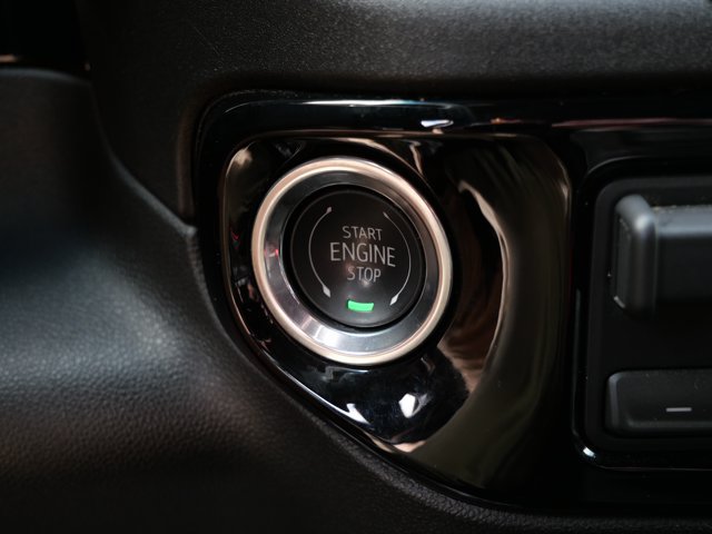 Used 2026 GMC Sierra 1500 SLT AWD/4WD image 27