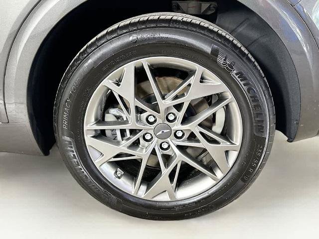Used 2025 Genesis GV70 2.5T AWD/4WD image 8