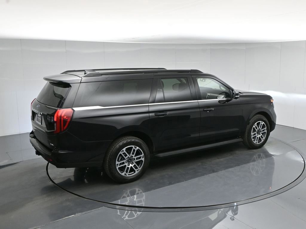 Certified 2025 Ford Expedition Max Active image 12