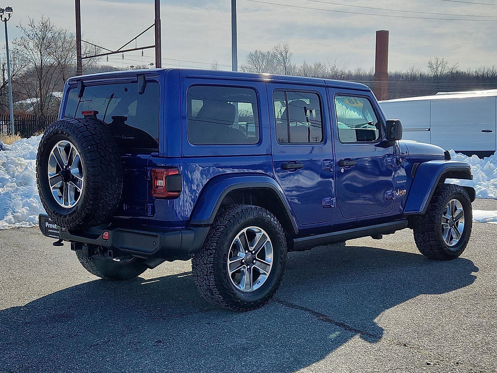 Used 2018 Jeep Wrangler Unlimited Sahara image 5